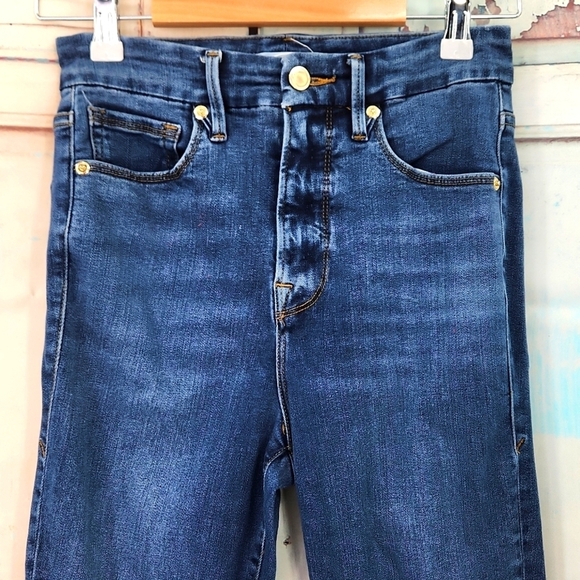 Good American Good Waist Raw Hem Skinny Jeans - Picture 2 of 8